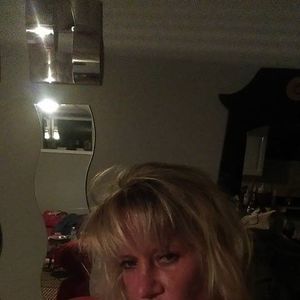 Meet your Posher, Antonette